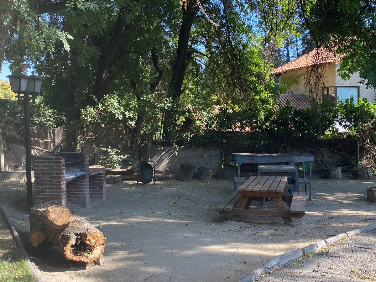 Venta Casa NO 3D en suite Walk-in cl&oacute;set 3B 2E 1B El Huinganal - Lo Barnechea