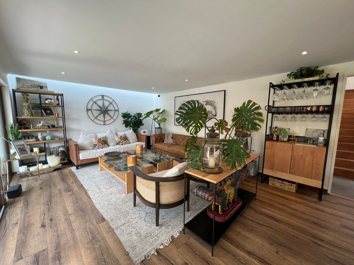 Venta Casa NOSP 4D en suite Walk-in cl&oacute;set 5B 2E La Llaver&iacute;a - Vitacura