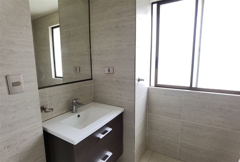 Arriendo Departamento 5D en suite Walk-in cl&oacute;set 4B 2E 1B Juan XXIII - Vitacura