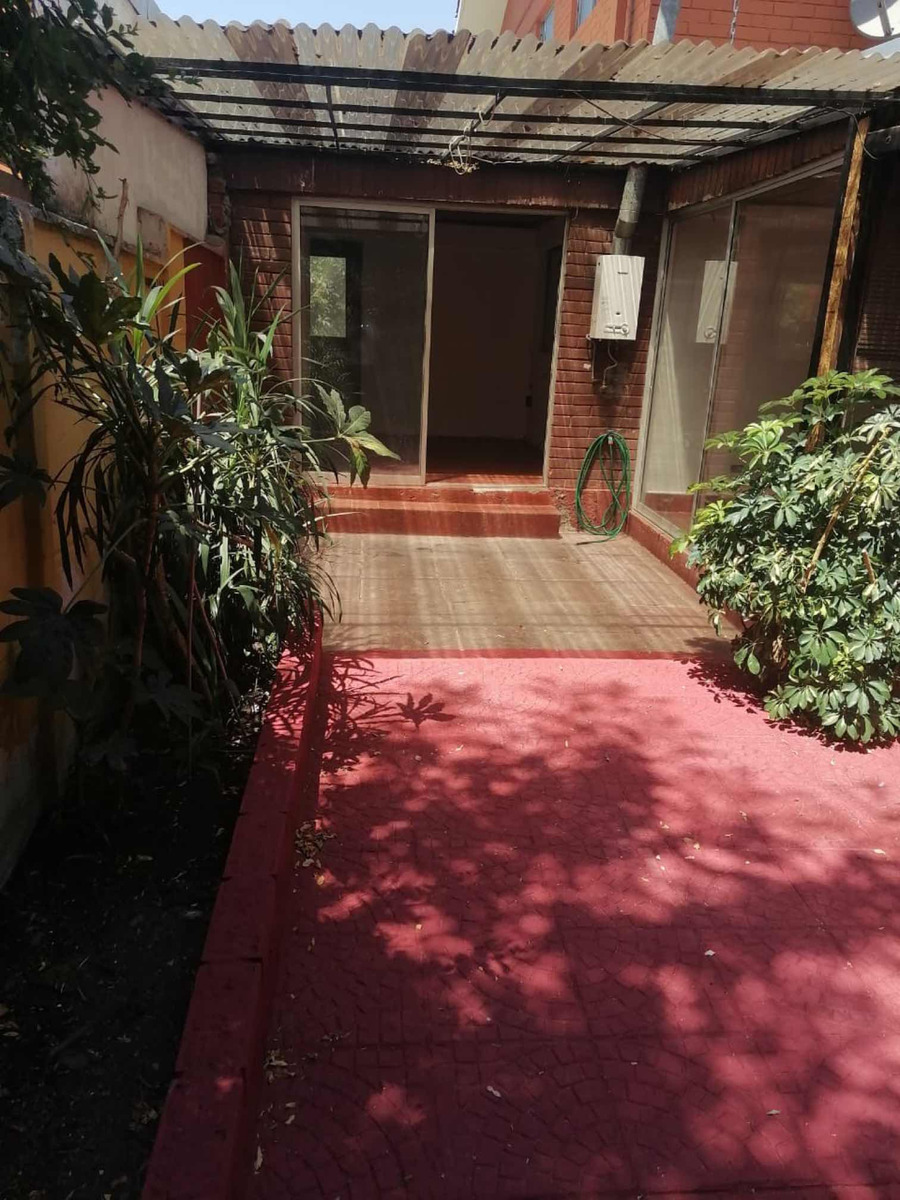 Arriendo Casa 3D 2B 2E Col&oacute;n Oriente - Vital Apoquindo - Las Condes