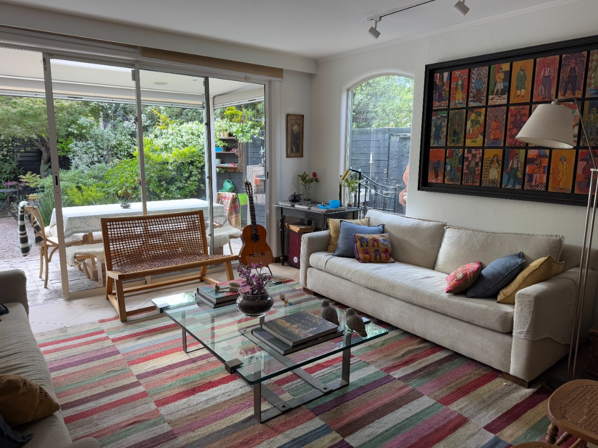 Venta Casa 4D en suite Walk-in cl&oacute;set 3B 2E 1B San Carlos de Apoquindo - Las Condes