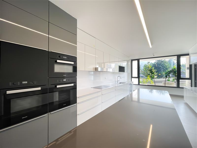 Venta Departamento Oriente 4D en suite Walk-in cl&oacute;set 5B 4E 2B La Dehesa - Lo Barnechea