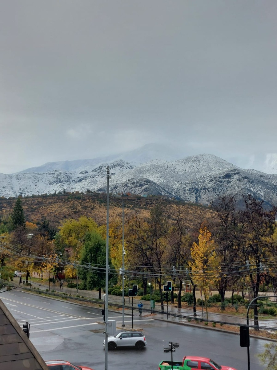 Venta Departamento SO 3D en suite 2B 1E 1Bd Los Dominicos - Las Condes