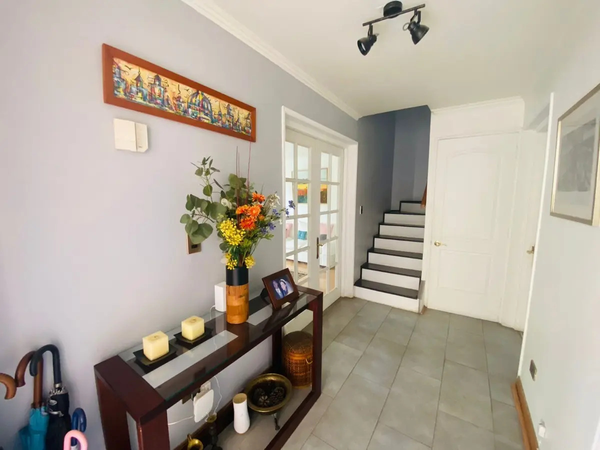 Venta Casa NO 4D 4B 2E 1B La Dehesa - Lo Barnechea