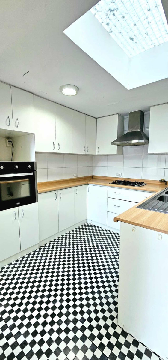 Arriendo Casa 4D 2B 1E 1B Vaticano - Las Condes