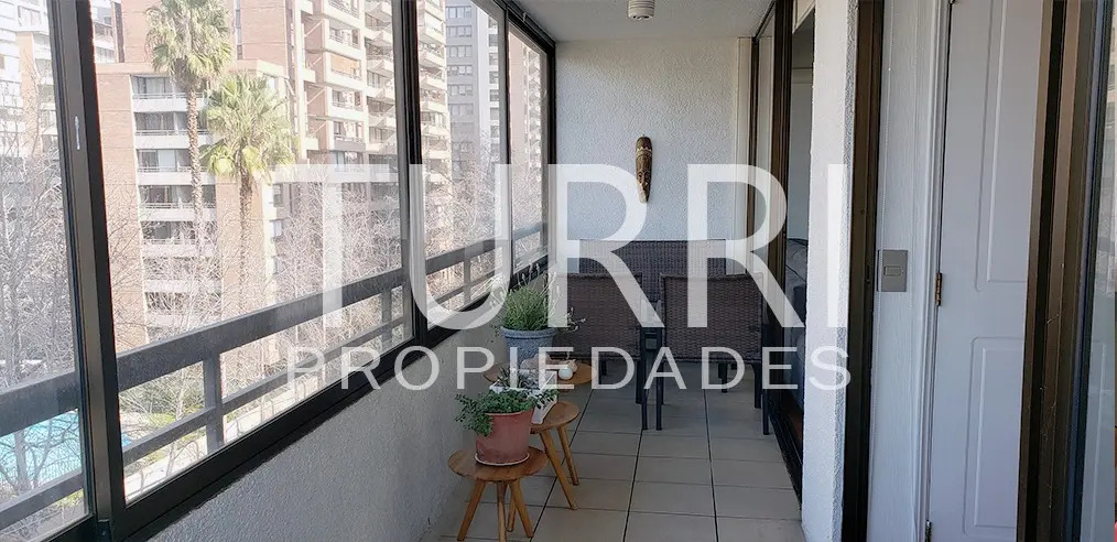 Arriendo Departamento SO 2D en suite 2B 1E 1B Metro Escuela Militar - Las Condes