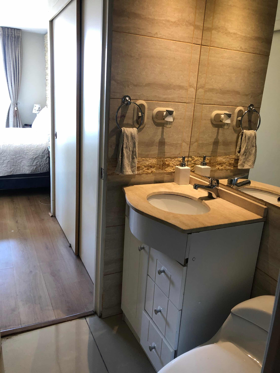 Venta Departamento 3D 2B 1E Plaza Italia - Providencia