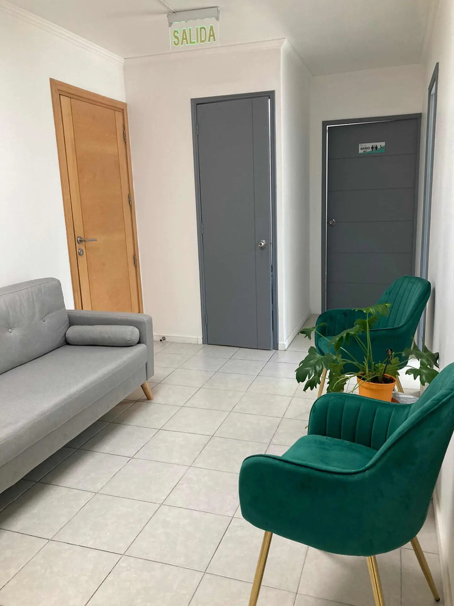Arriendo Oficina 1B 1E Metro Manquehue - Apumanque - Las Condes