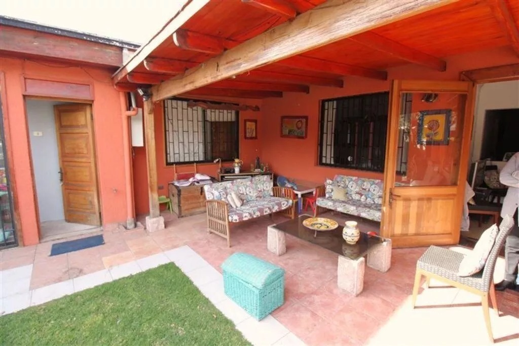 Venta Casa 5D Metro Sim&oacute;n Bolivar - La Reina
