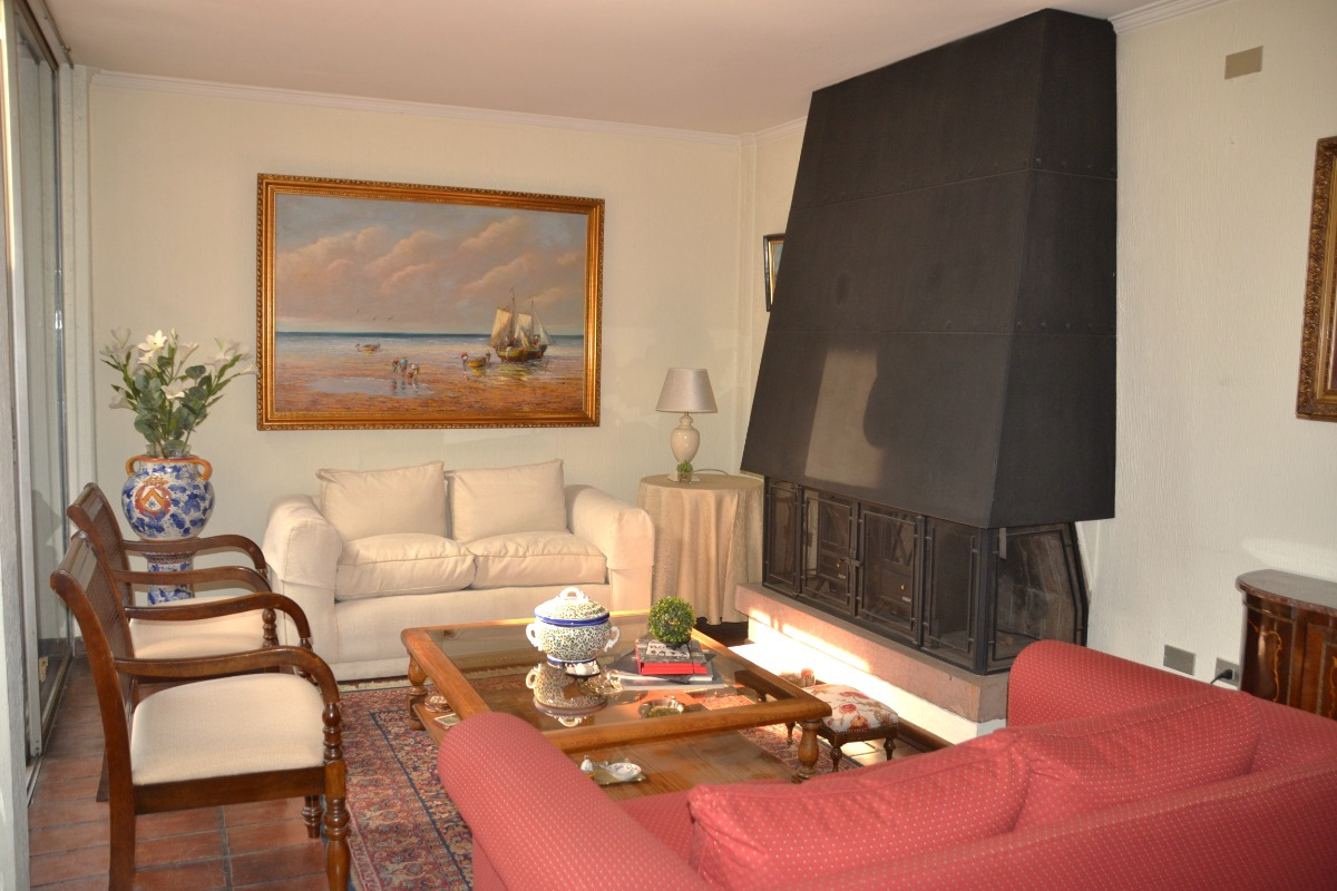 Venta Casa NO 4D en suite Walk-in cl&oacute;set 2B 2E 4B Estadio Croata - Vitacura