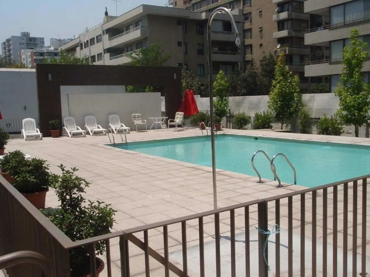 Arriendo Departamento 2D en suite Walk-in cl&oacute;set 2B 1E 1B Rotonda Atenas - Las Condes