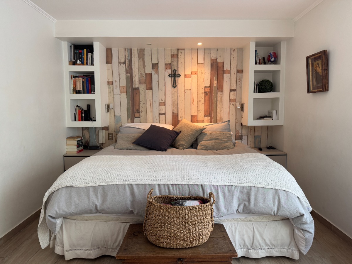 Venta Casa 4D en suite Walk-in cl&oacute;set 3B 2E 1B San Carlos de Apoquindo - Las Condes