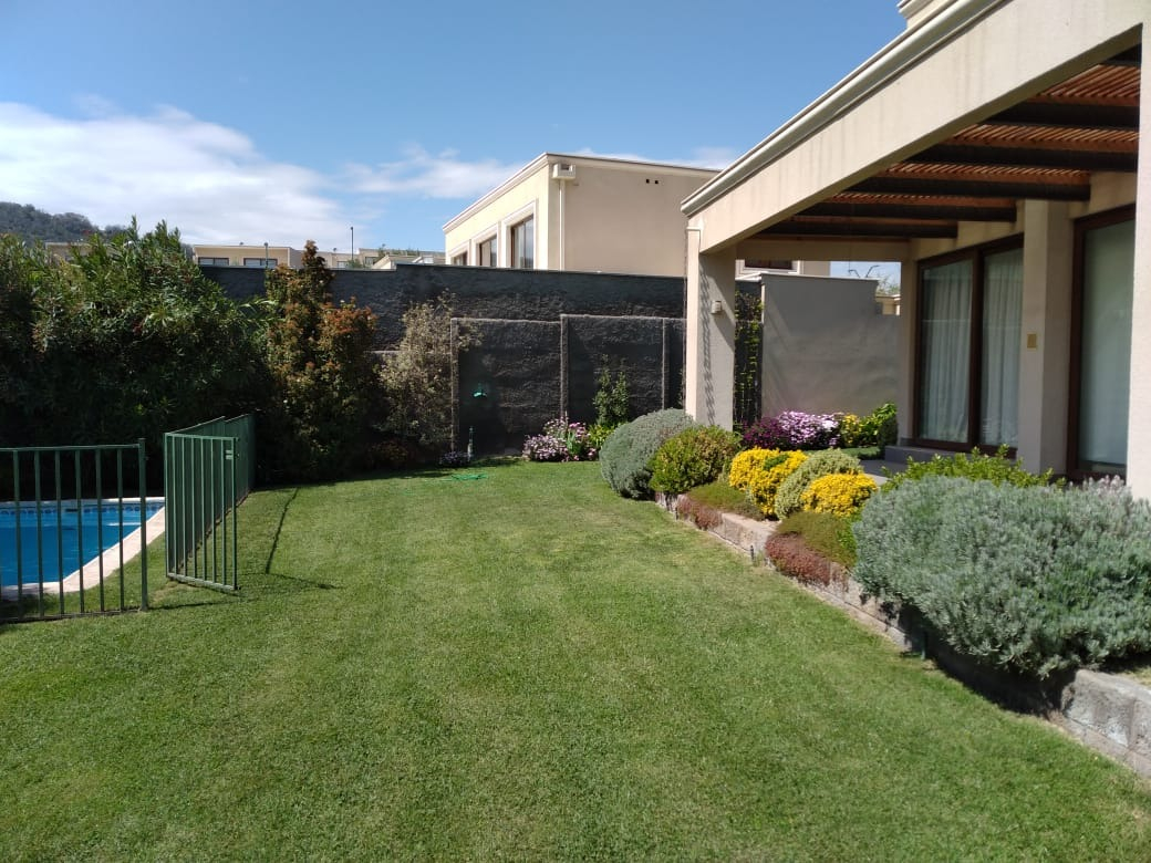Arriendo Casa NO 4D 5B 3E Los Trapenses - Lo Barnechea