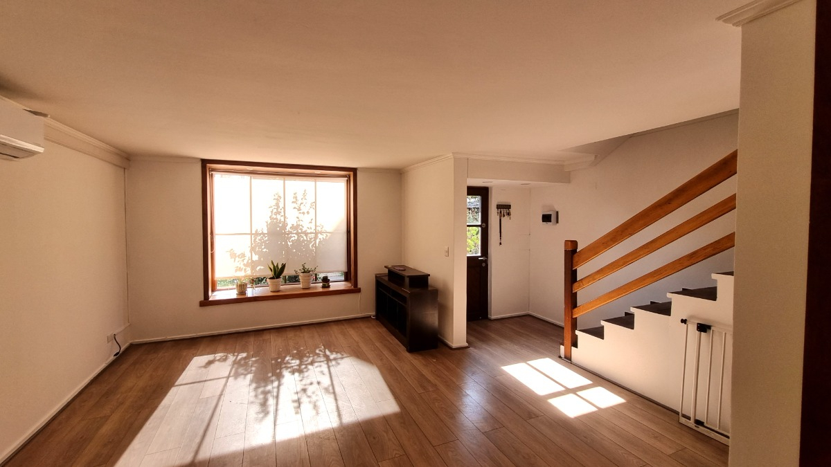 Arriendo Casa P 5D en suite Walk-in cl&oacute;set 4B 1E Carlos Ossand&oacute;n - La Reina