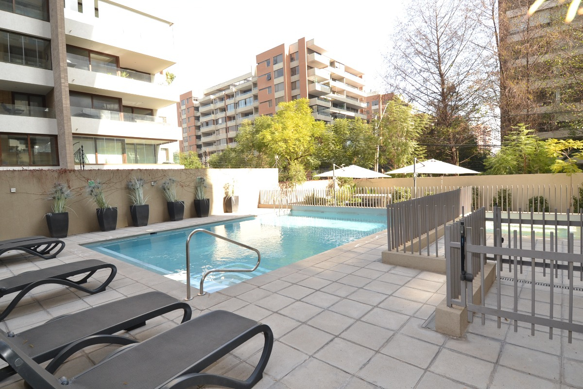 Venta Departamento SO 3D en suite Walk-in cl&oacute;set 3B 2E 1B Parque Arauco - Las Condes