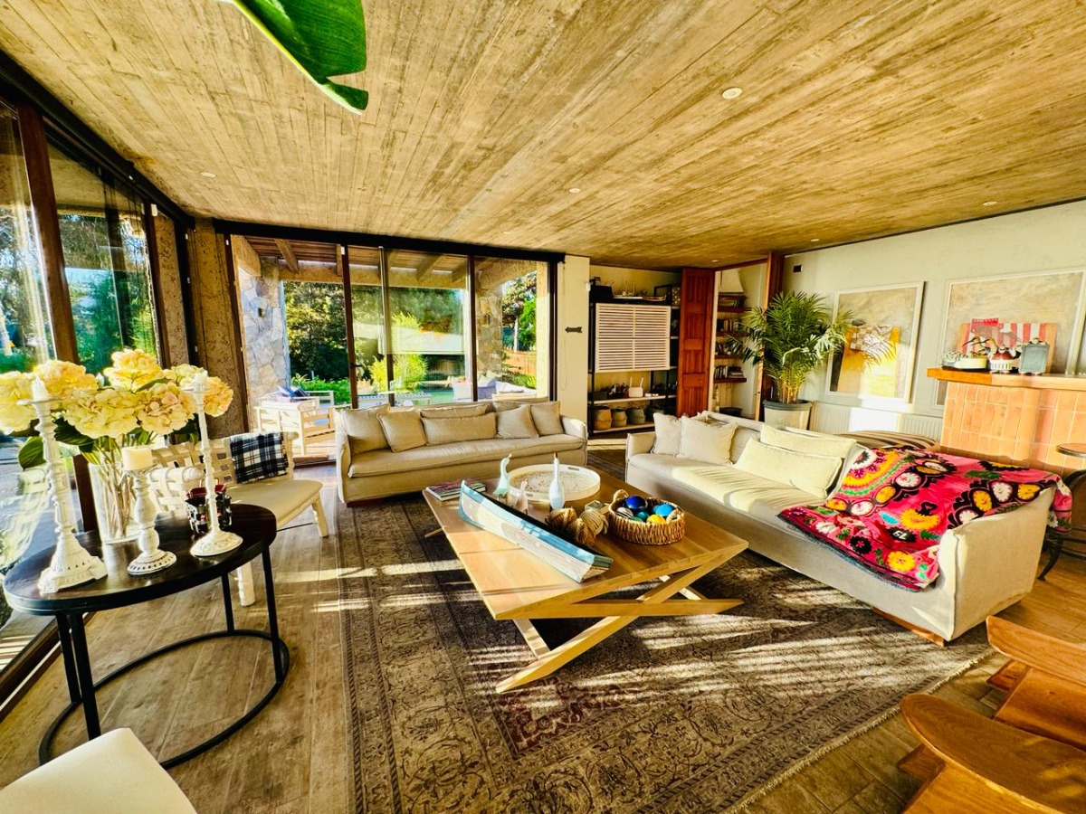 Venta Casa NP 4D en suite Walk-in cl&oacute;set 5B 15E 2B Cantagua de Cachagua - Zapallar