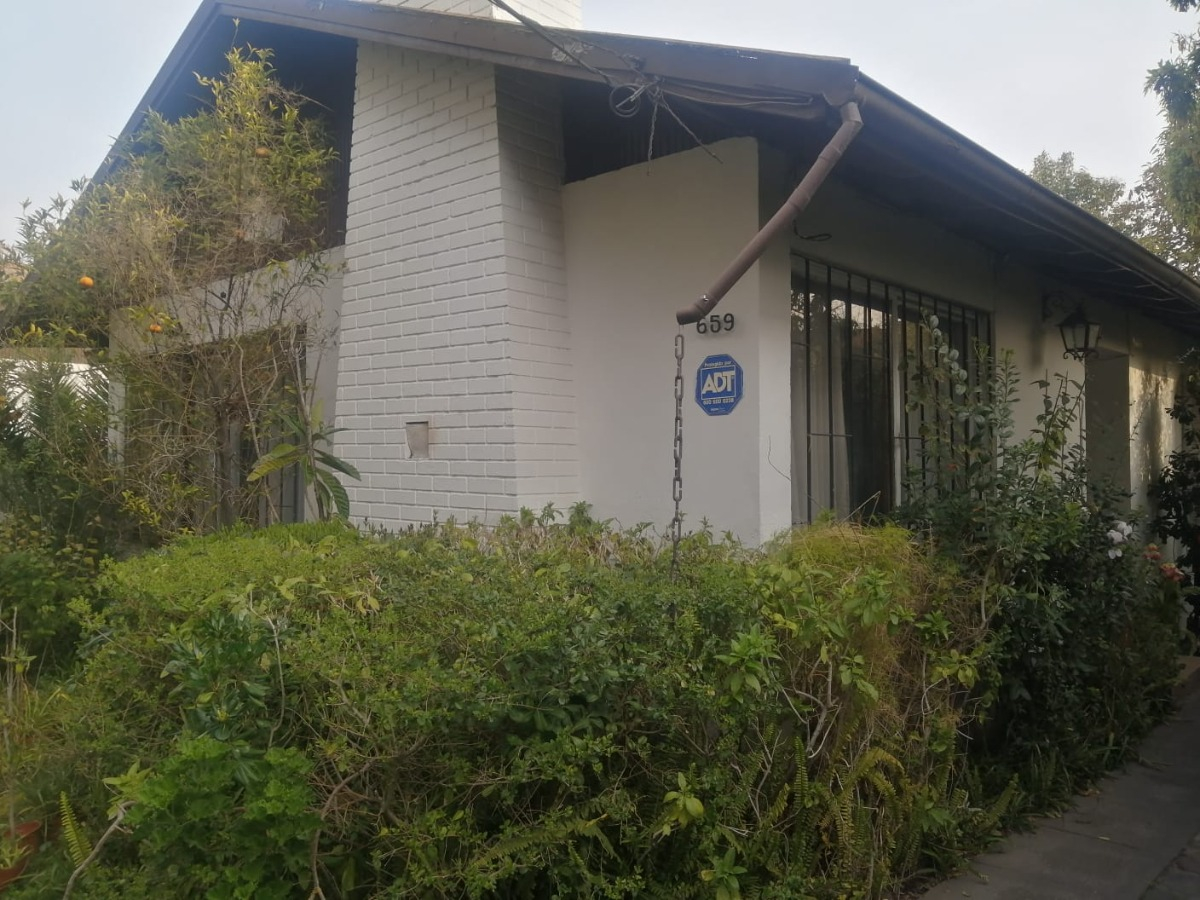 Venta Casa NP 4D 2B 4E 1B Metro Manquehue - Apumanque - Las Condes