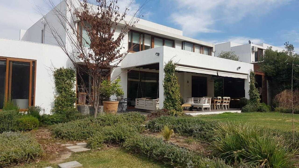 Venta Casa 5D 4B Los Trapenses - Lo Barnechea