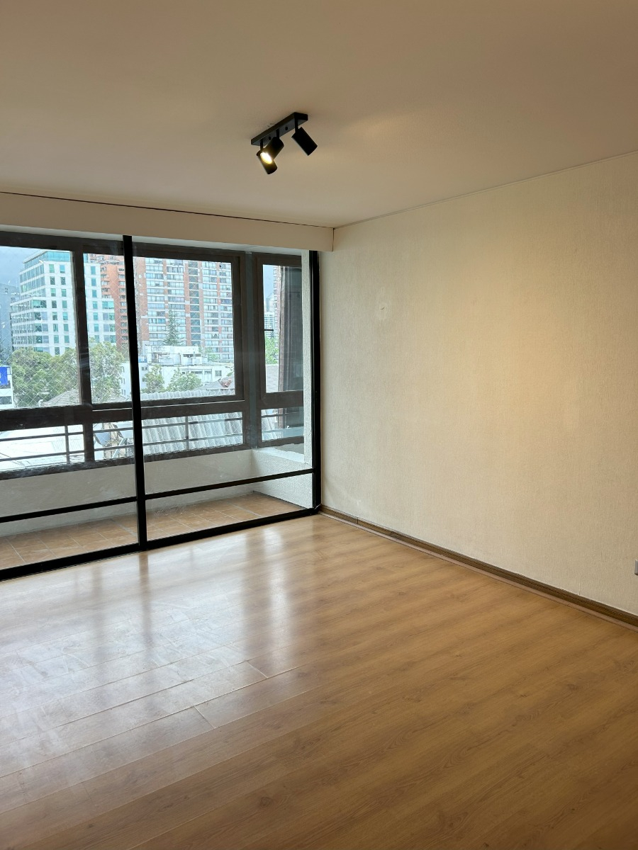 Arriendo Departamento NO 3D en suite 3B 2E 1B Metro Escuela Militar - Las Condes