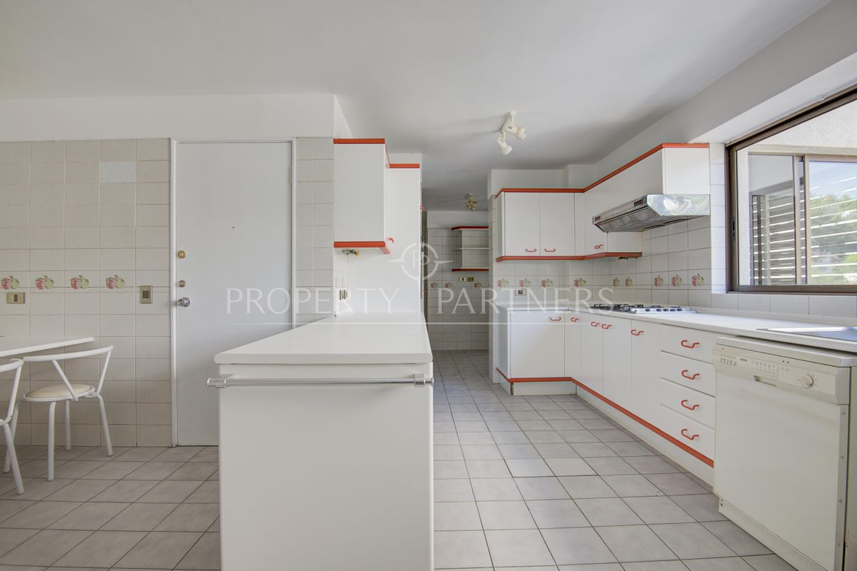 Venta Departamento NO 3D Walk-in cl&oacute;set 3B 2E 1B Barrio El Golf - Las Condes