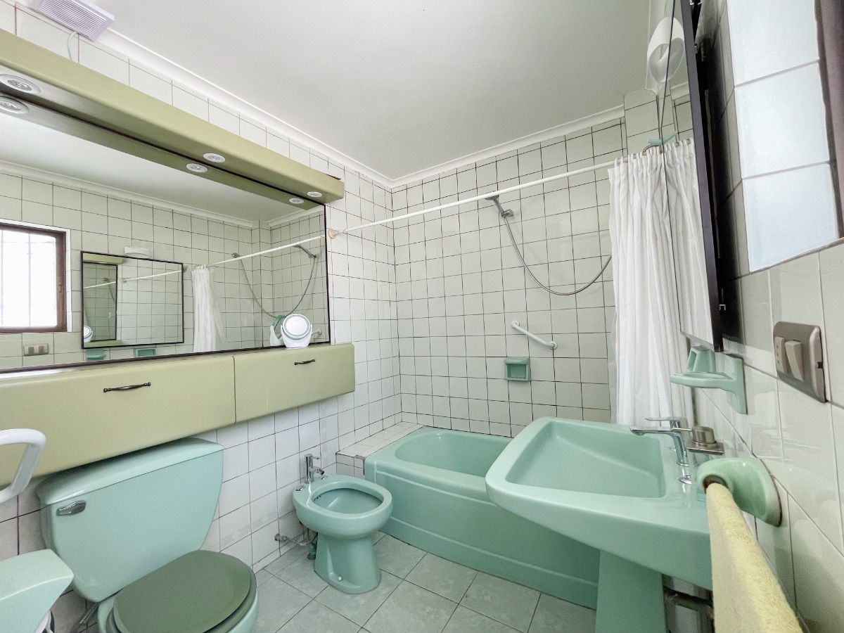 Venta Casa NOSP 4D en suite 3B 2E 1B Villa Frei - &Ntilde;u&ntilde;oa