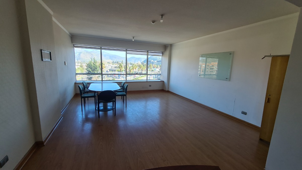 Arriendo Oficina N 1B 1E 1B La Dehesa - Lo Barnechea