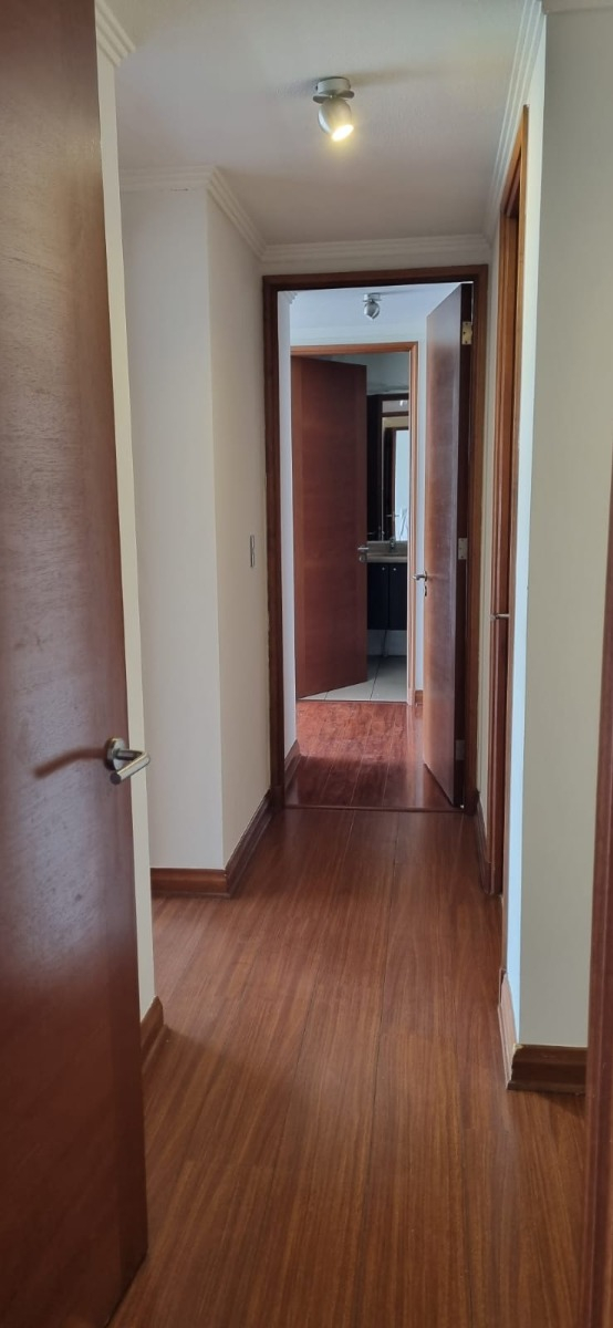 Arriendo Departamento 2D Plaza San Enrique - Lo Barnechea