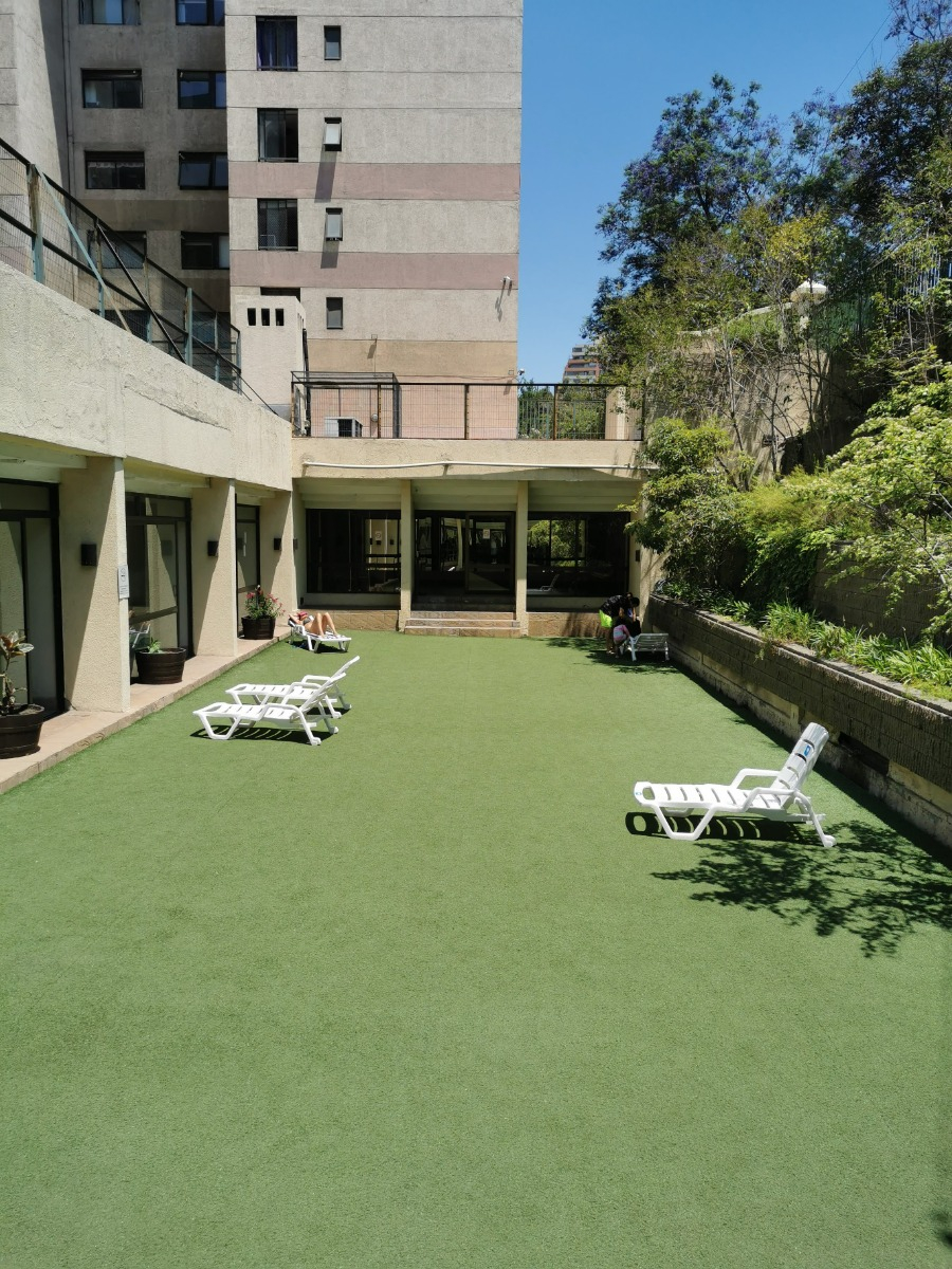 Venta Departamento NO 4D en suite 3B 1E 1Bd Rotonda Atenas - Las Condes