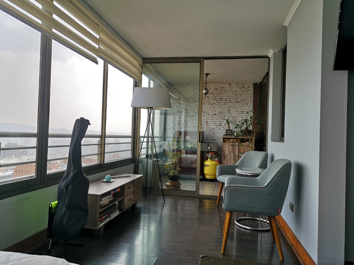 Venta Departamento SO 2D en suite 2B 1E 1Bd Metro Escuela Militar - Las Condes