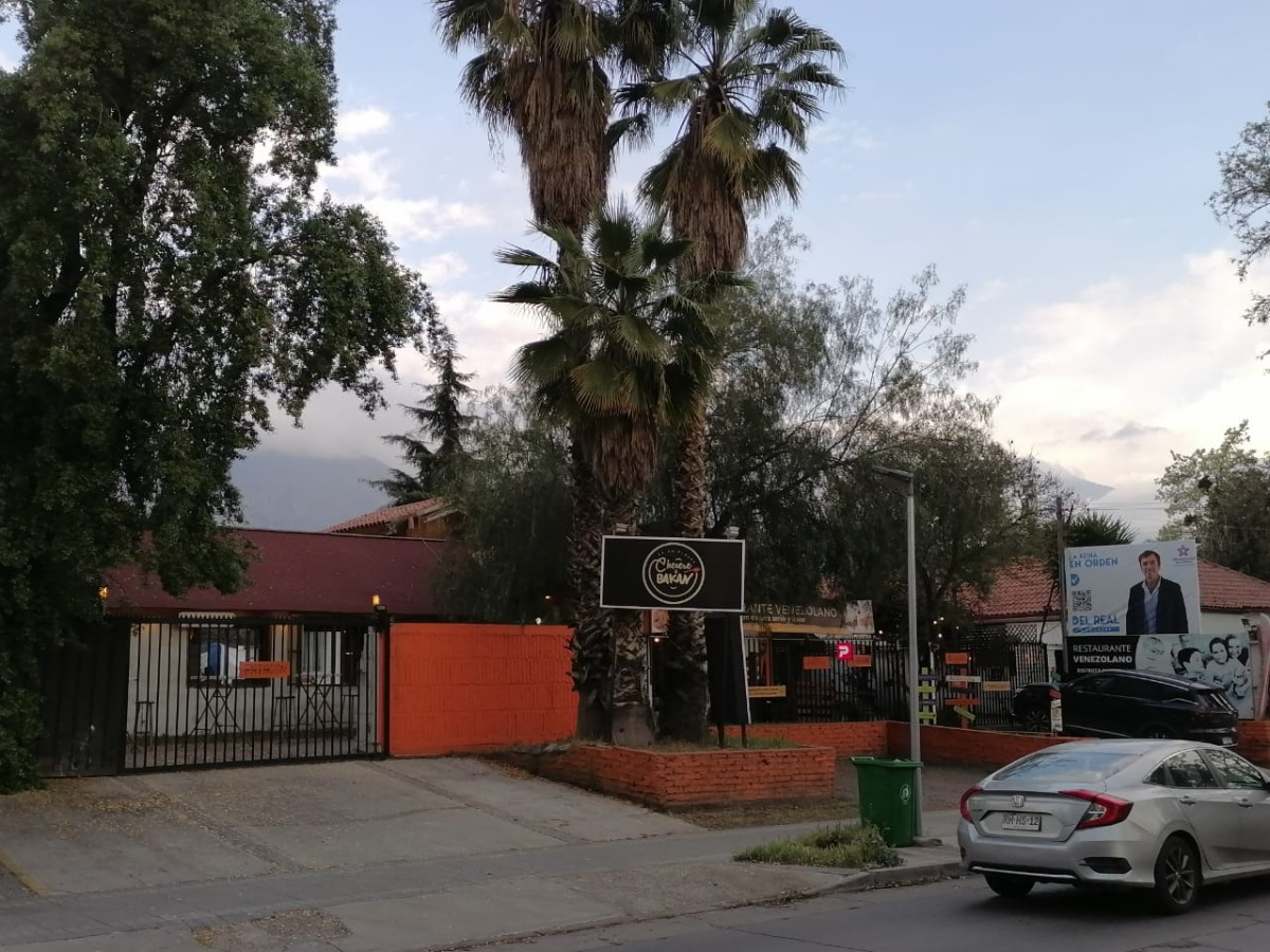 Venta Casa NO 3D 2B 2E Carlos Ossand&oacute;n - La Reina
