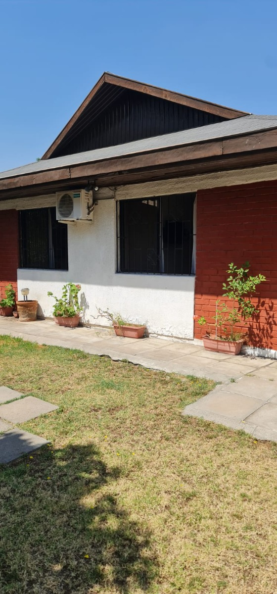 Venta Casa NO 3D 2B 2E 1B Rotonda Atenas - Las Condes