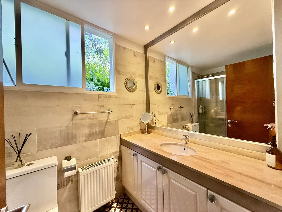 Venta Casa NO 5D 5B 2E El Huinganal - Lo Barnechea