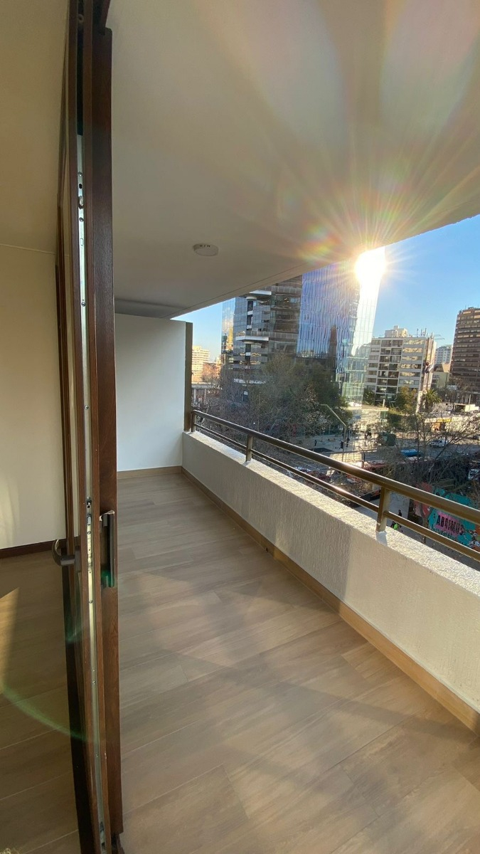 Arriendo Departamento 3D 2B 1E 1B Barrio El Golf - Las Condes