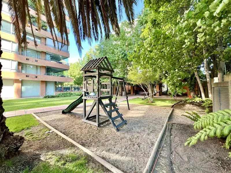 Venta Departamento SO 4D en suite Walk-in cl&oacute;set 5B 3E 1B Villa El Dorado - Vitacura