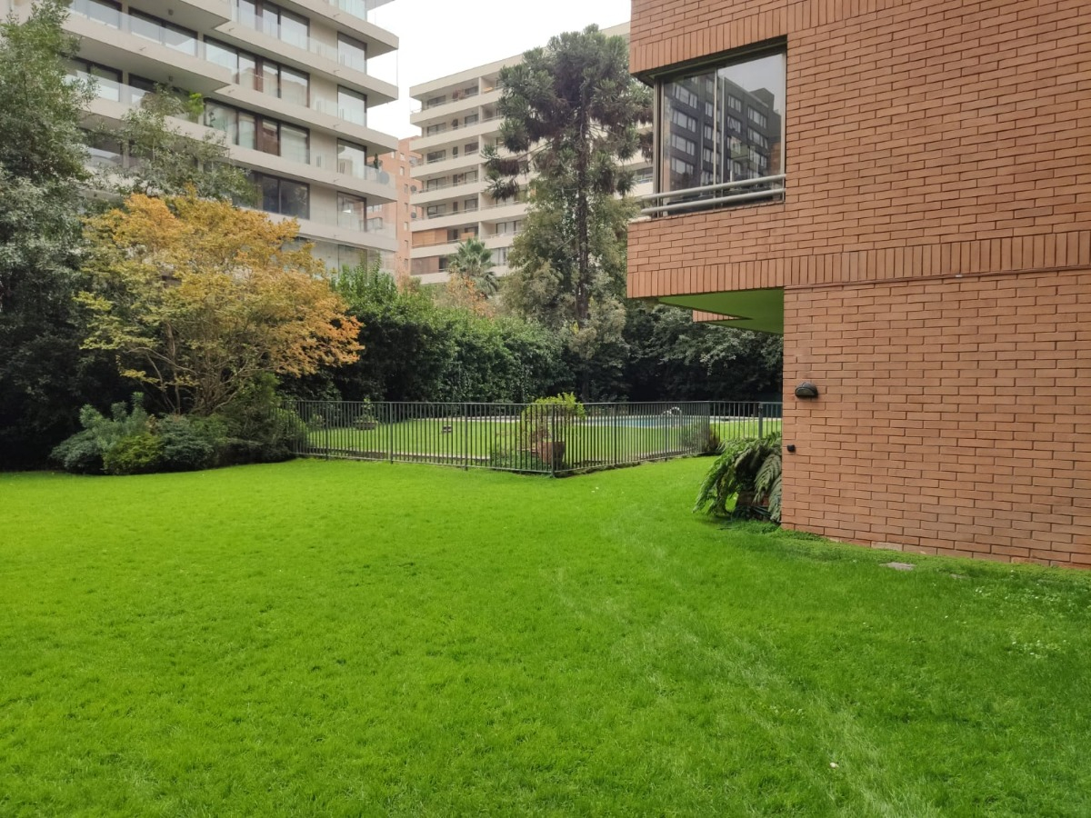 Venta Departamento NO 4D 4B 2E 1B Metro Escuela Militar - Las Condes