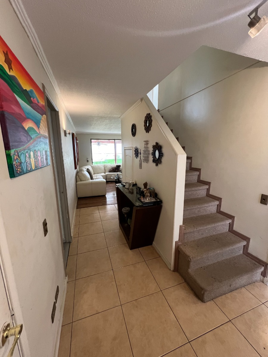 Venta Casa P 5D en suite Walk-in cl&oacute;set 4B 2E La Dehesa - Lo Barnechea