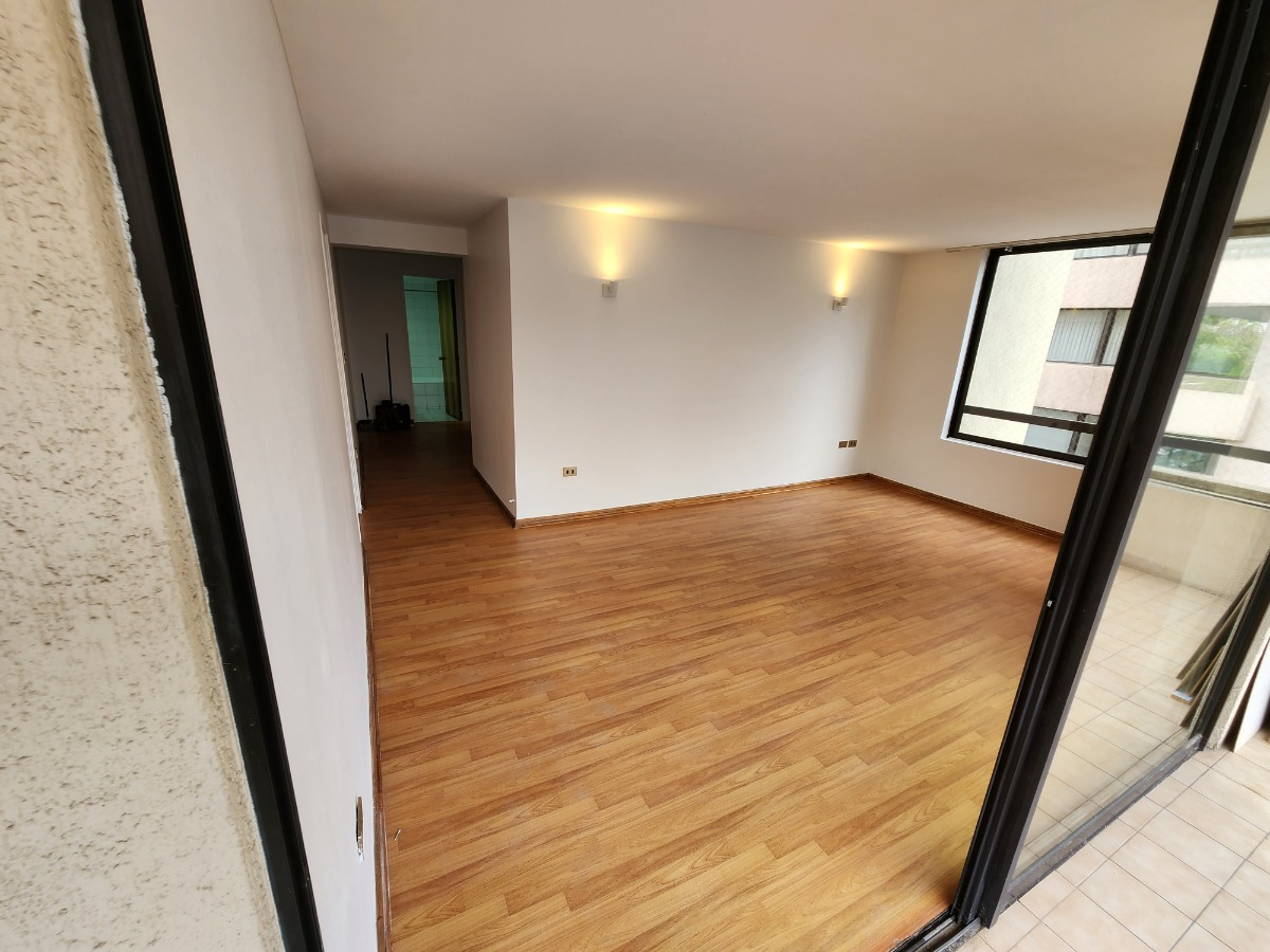 Arriendo Departamento NO 3D en suite Walk-in cl&oacute;set 3B 1E 1B Metro Manquehue - Apumanque - Las Condes