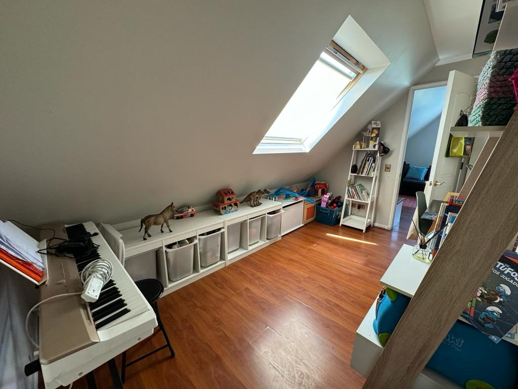 Venta Casa NO 4D en suite Walk-in cl&oacute;set 3B 2E 1B La Dehesa - Lo Barnechea