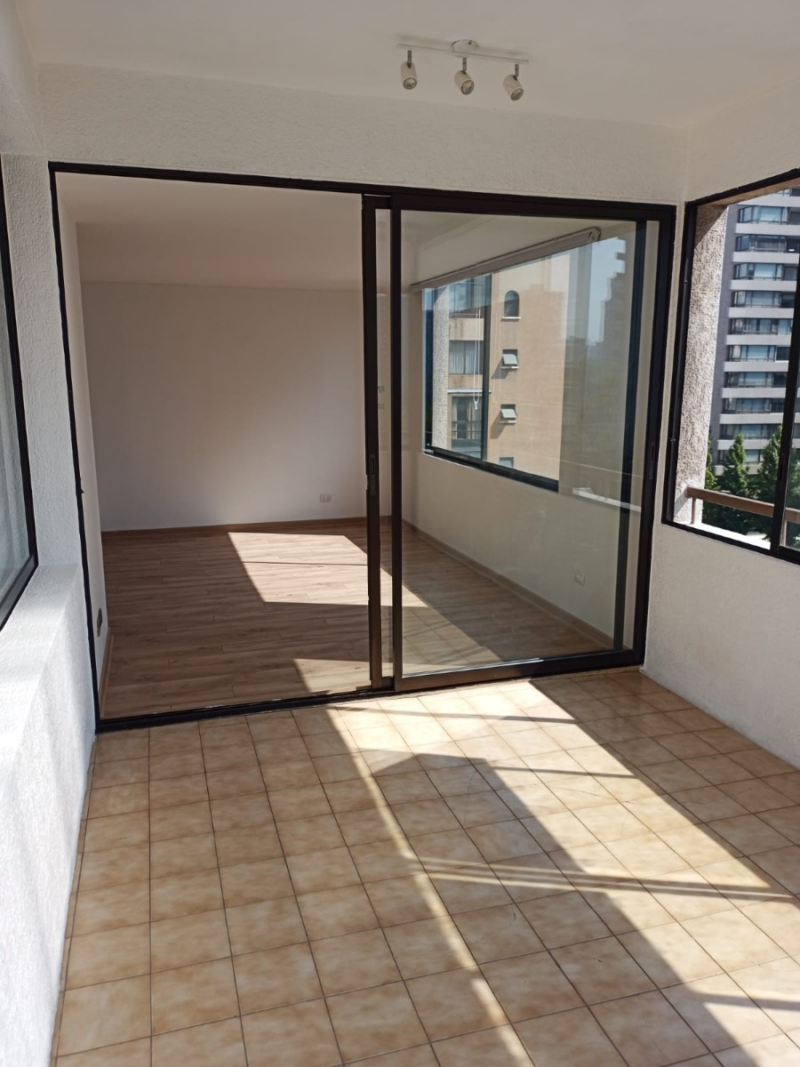 Arriendo Departamento NO 4D en suite Walk-in cl&oacute;set 3B 2E 1B Parque Arauco - Las Condes