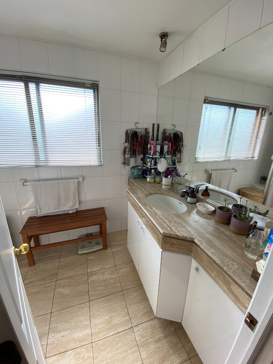 Venta Casa NOSP 4D en suite Walk-in cl&oacute;set 4B 2E 1B San Carlos de Apoquindo - Las Condes