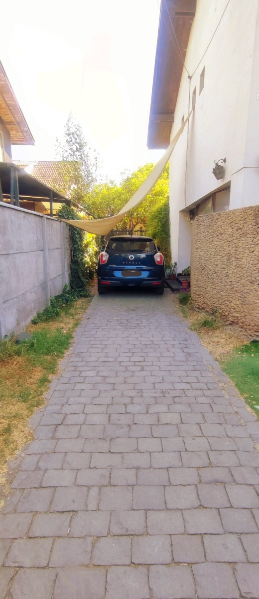 Venta Casa O 4D 2B 2E Campus Oriente - Providencia