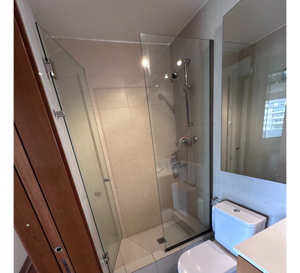 Venta Departamento SP 4D en suite Walk-in cl&oacute;set 3B 1E 1B Barrio El Golf - Las Condes