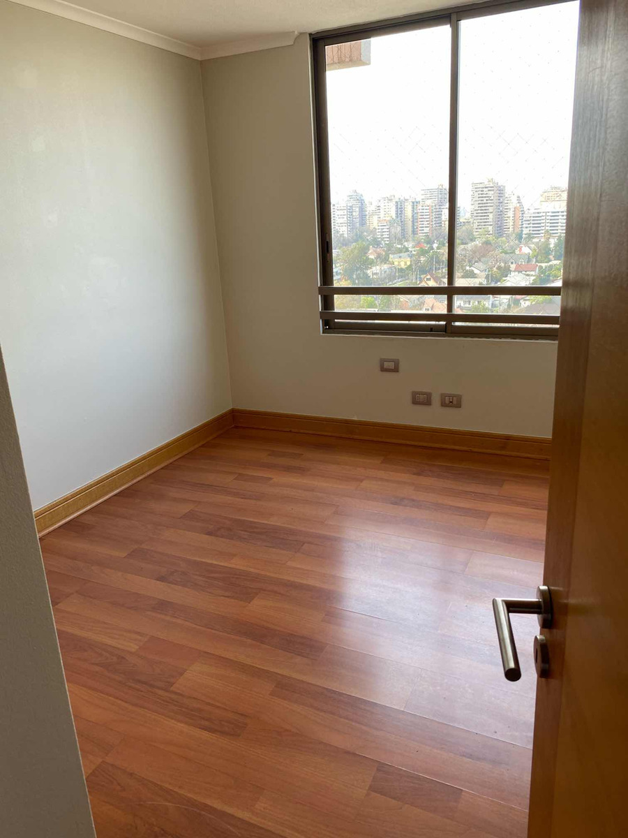 Arriendo Departamento 4D 3B 1E 1B Metro Escuela Militar - Las Condes