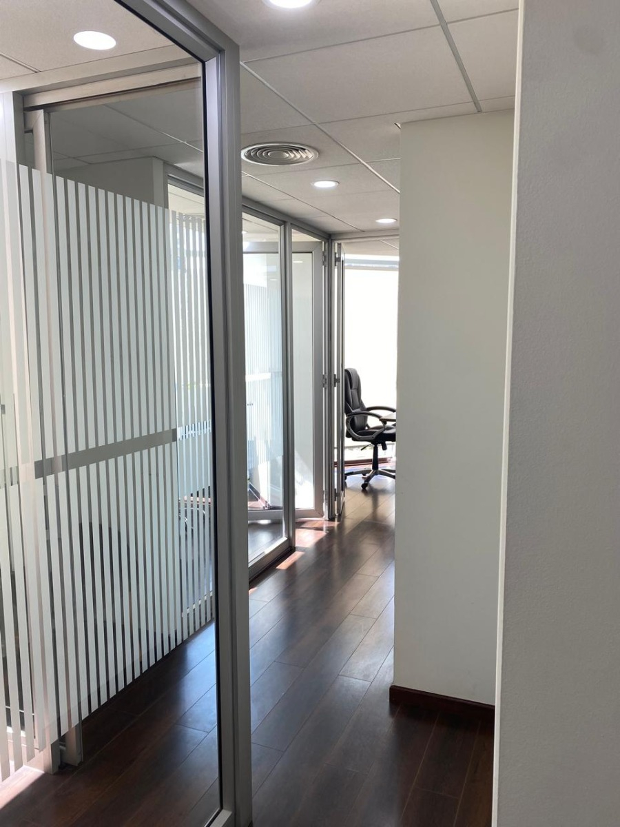 Arriendo Oficina 1B 1E Metro Manquehue - Apumanque - Las Condes