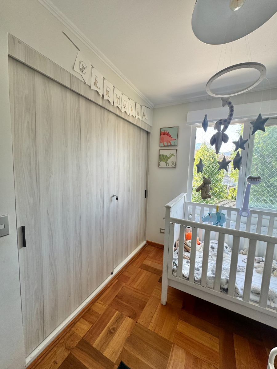 Venta Casa NO 3D 2B 2E 1B Alto Las Condes - Las Condes