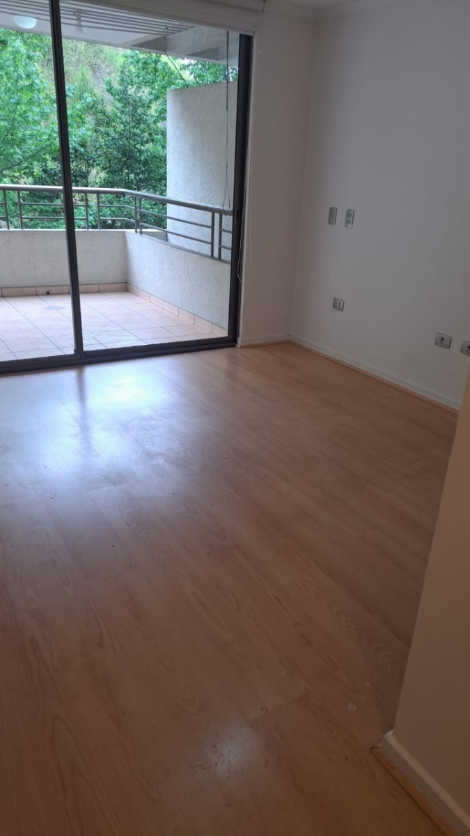 Arriendo Departamento 2D Barrio El Golf - Las Condes