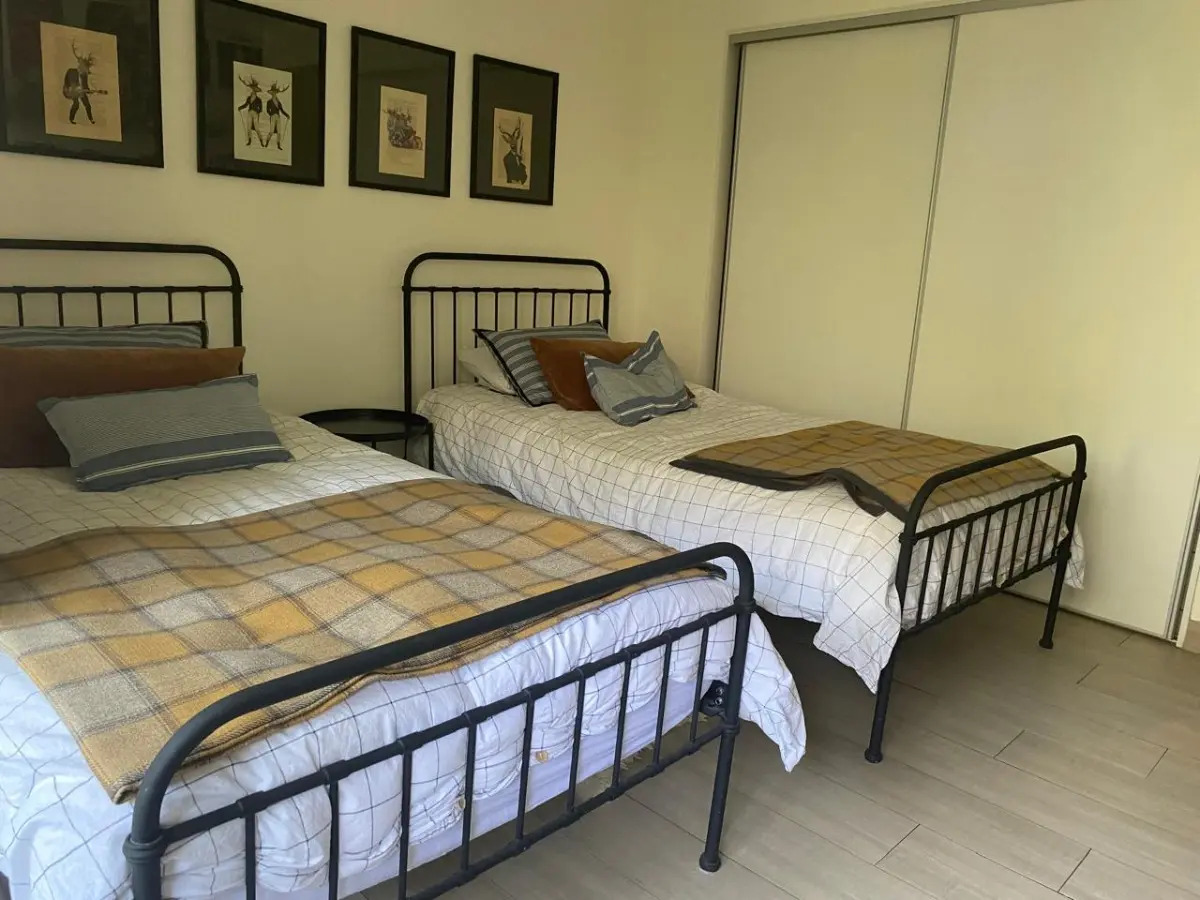 Venta Departamento Remodelado NO 3D en suite Walk-in cl&oacute;set 3B 2E 1B Parque Bicentenario - Vitacura
