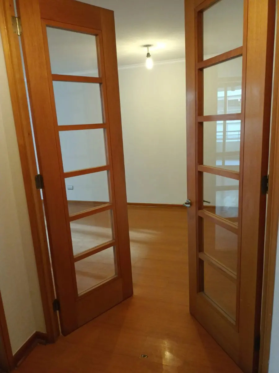 Venta Departamento 2D Metro Hernando de Magallanes - Las Condes