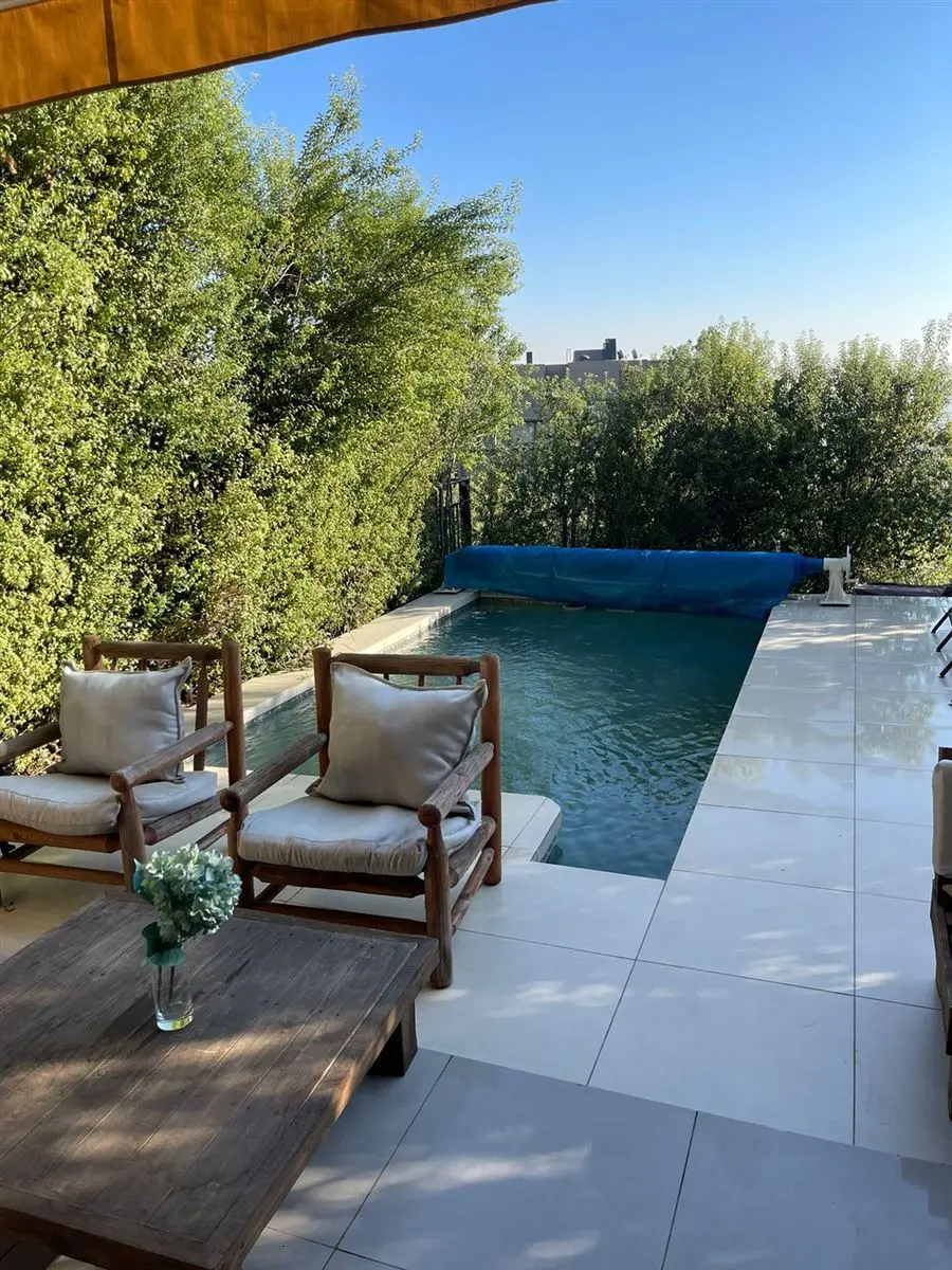 Venta Casa NP 4D Suite 4B 3E 1Bd Lo Curro - Vitacura