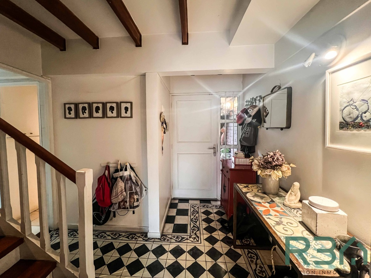 Venta Casa NOSP 4D en suite Walk-in cl&oacute;set 3B 1E 1B Estoril - Las Condes